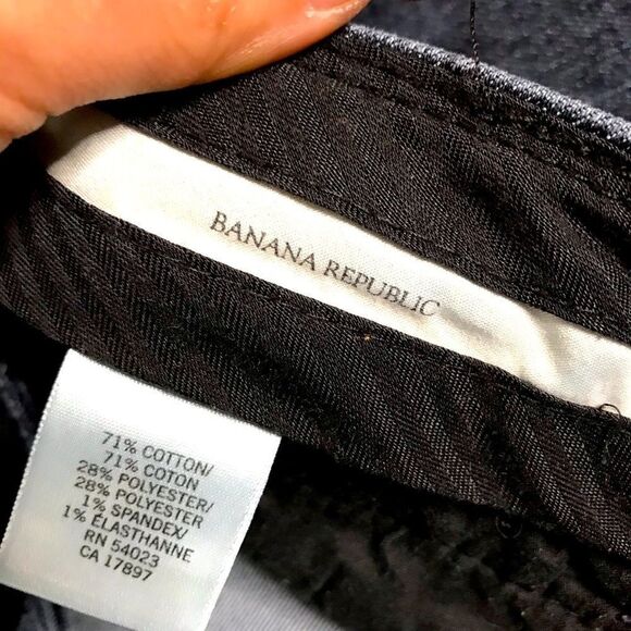 Trendy Banana Republic Flare Leg Style Jeans - Picture 12 of 12